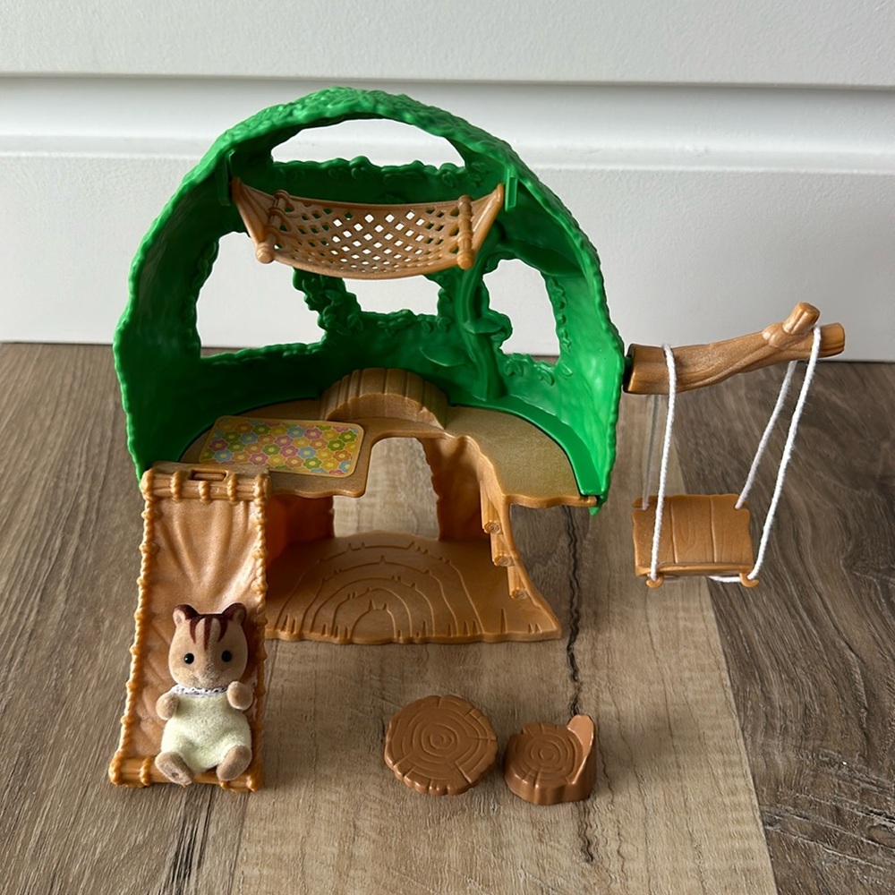 Calico Critters Baby Tree House